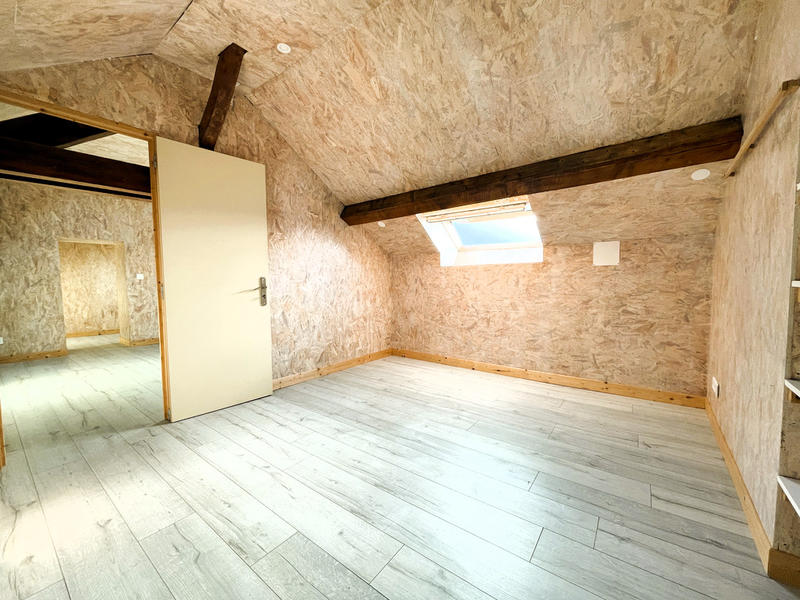 Maison de village - 95 m² - 5 pièces