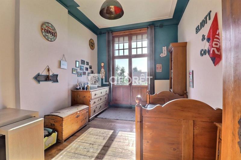 Maison - 273 m² - 7 pièces