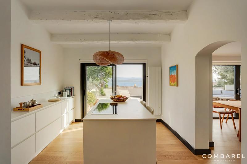 Maison - 118 m² - 5 pièces