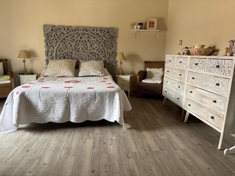 Maison - 210 m² - 6 pièces