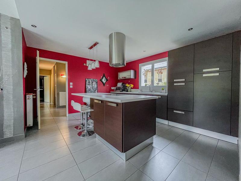 Maison - 101 m² - 4 pièces