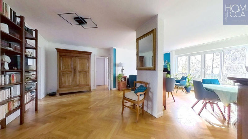 Appartement - 90 m² - 4 pièces