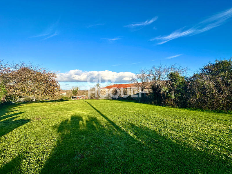 Maison - 98 m² - 6 pièces