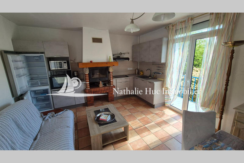 Propriété - 390 m² - 6 pièces