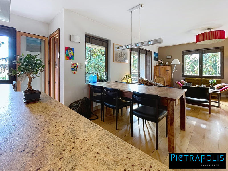 Maison ancienne - 196 m² - 8 pièces