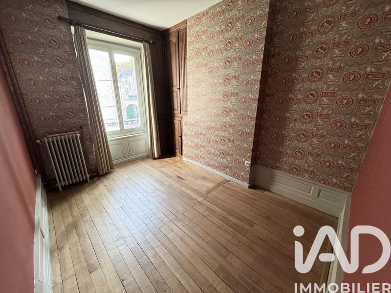 Maison - 180 m² - 7 pièces