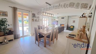 Maison - 163 m² - 5 pièces