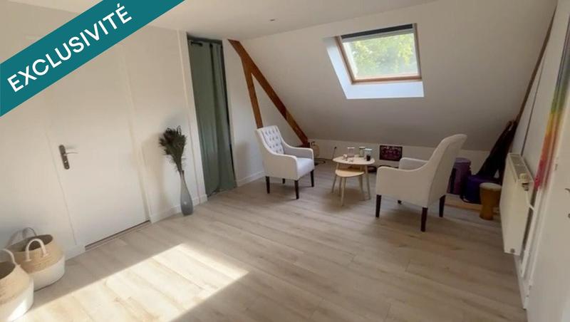 Maison - 320 m² - 9 pièces