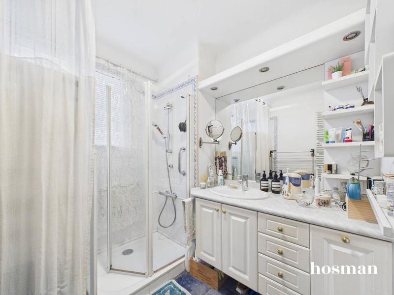 Appartement - 126 m² - 6 pièces