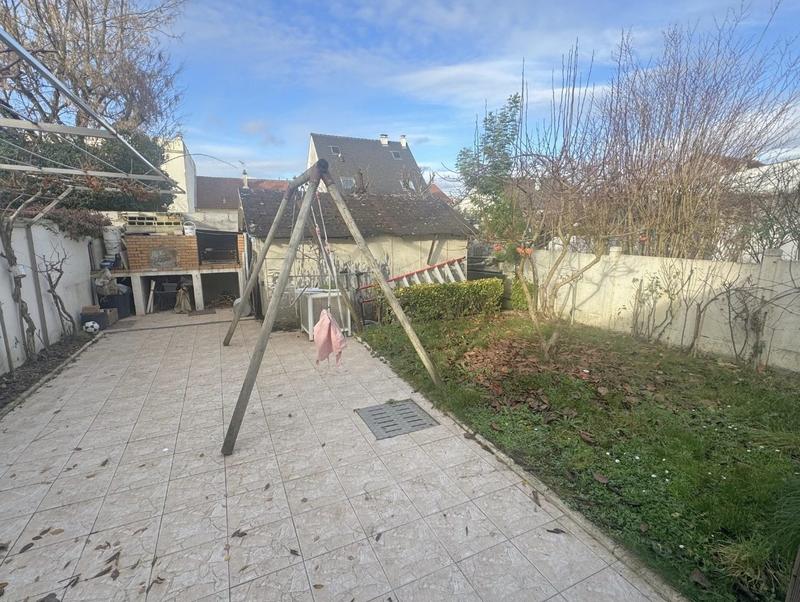 Maison - 100 m² - 6 pièces