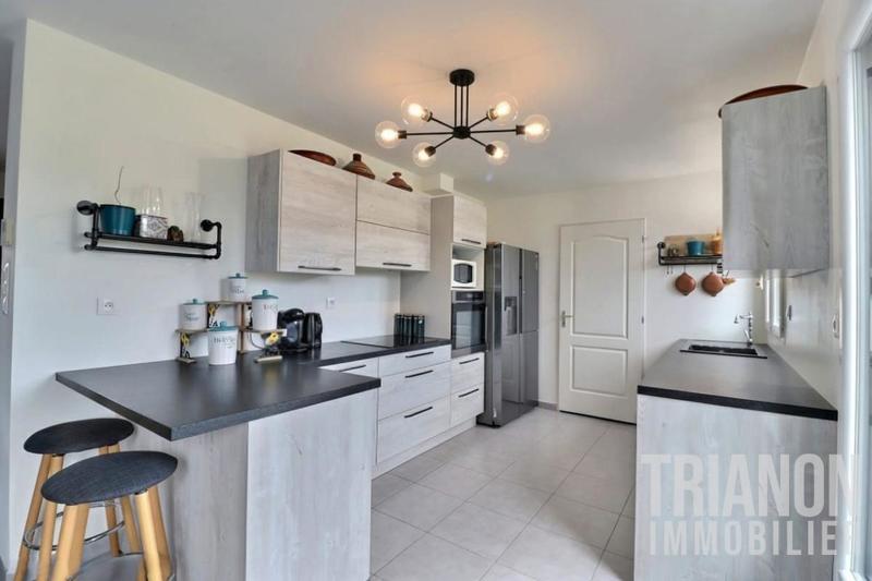 Maison - 103 m² - 5 pièces