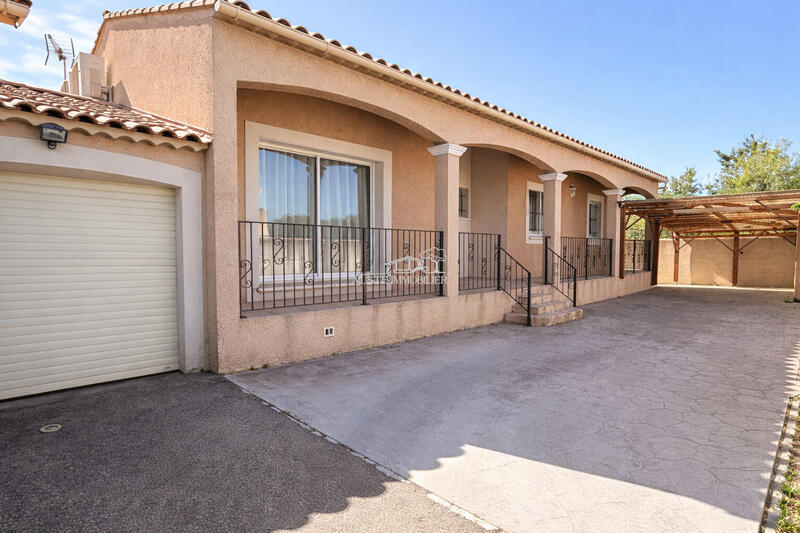 Maison - 110 m² - 5 pièces