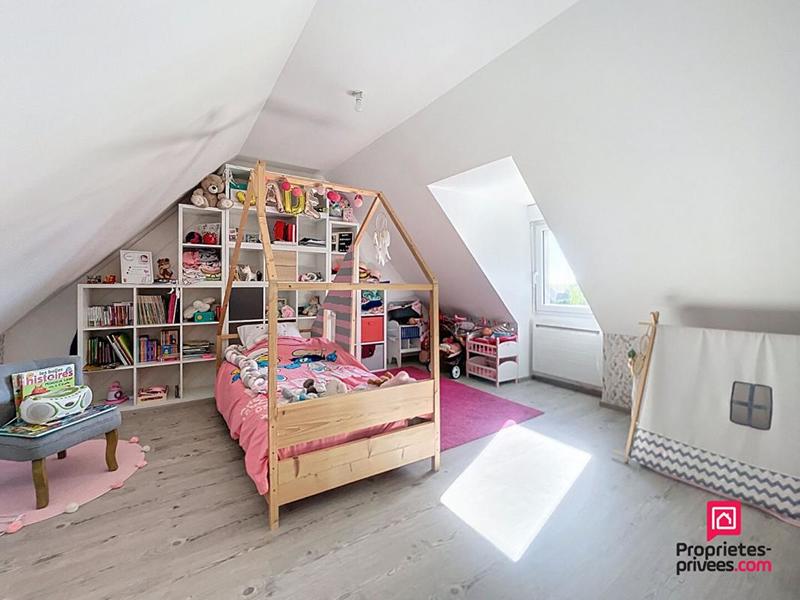 Maison - 185 m² - 7 pièces