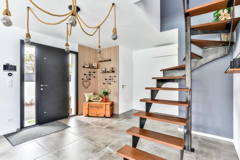 Maison - 159 m² - 5 pièces