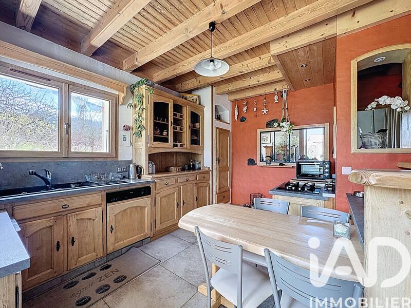 Maison - 155 m² - 6 pièces