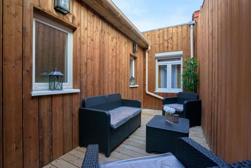 Maison - 99 m² - 6 pièces