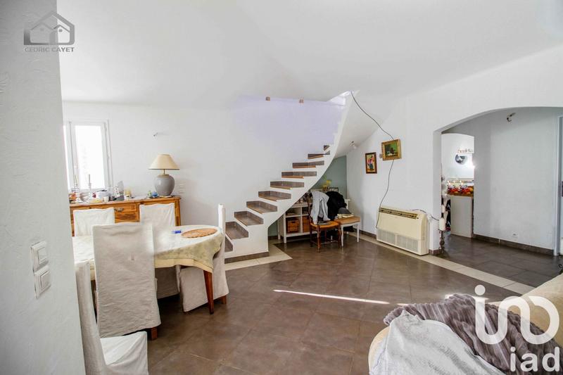 Maison - 305 m² - 14 pièces