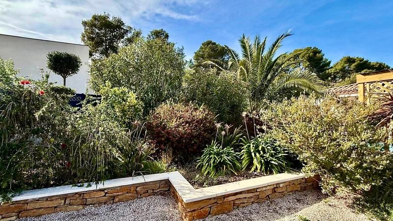 Maison - 207 m² - 5 pièces