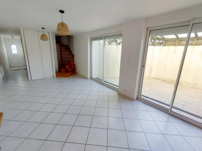 Maison - 83 m² - 4 pièces