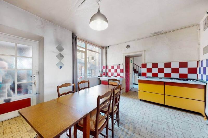 Maison - 152 m² - 7 pièces