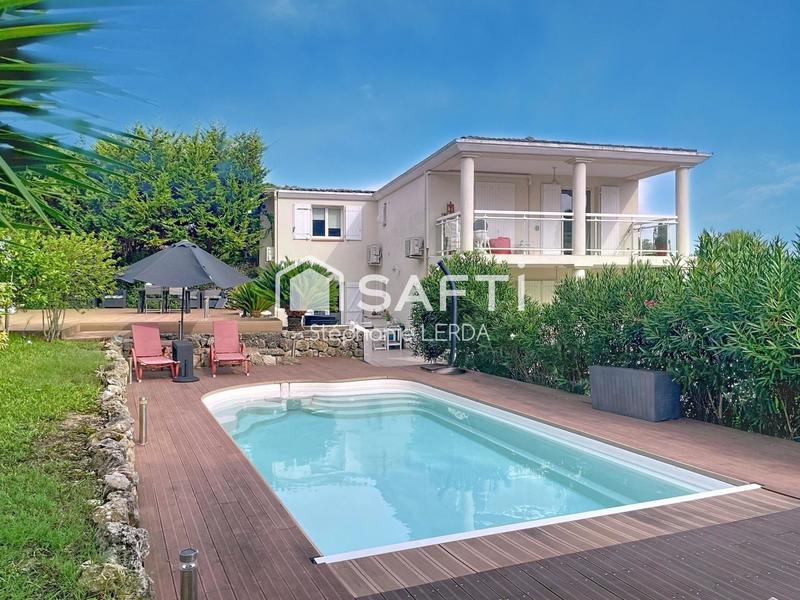 Maison - 135 m² - 5 pièces