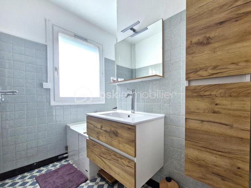 Maison - 80 m² - 5 pièces