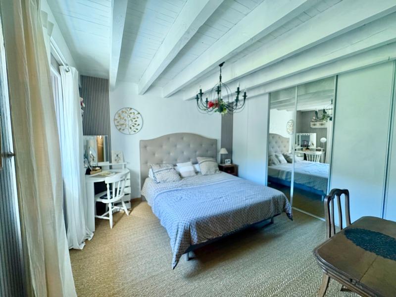 Maison en pierre - 150 m² - 5 pièces