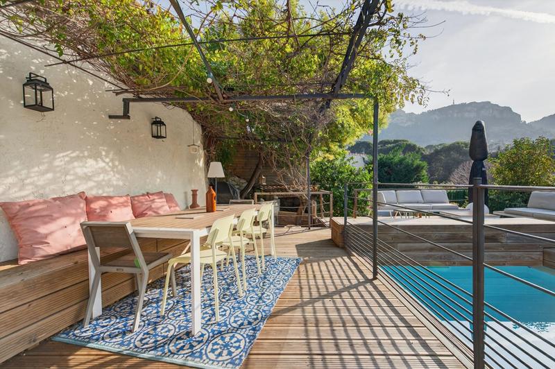 Maison - 188 m² - 7 pièces