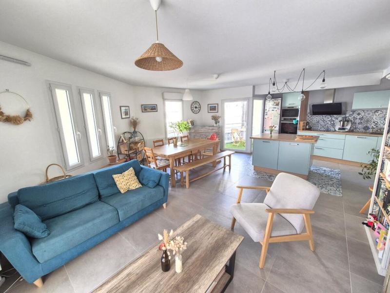 Appartement - 79 m² - 3 pièces