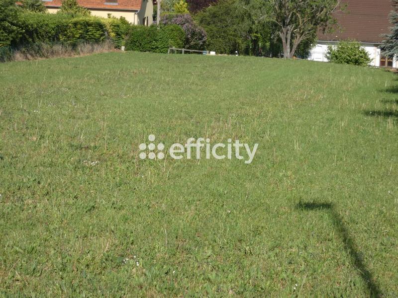 Terrain constructible - 950 m²