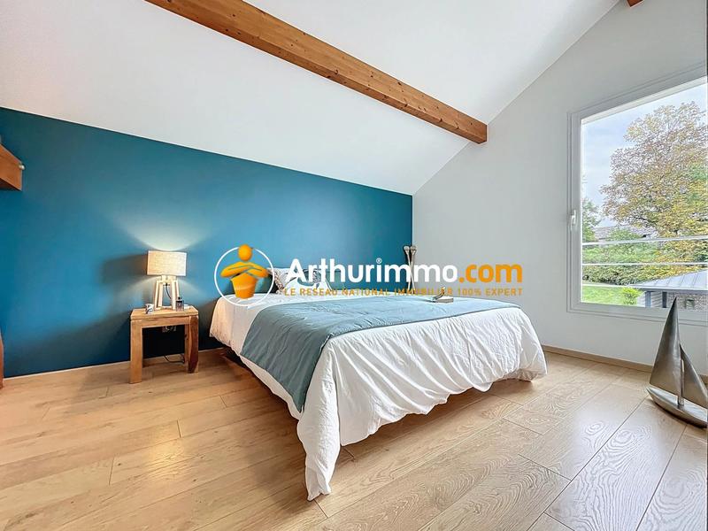 Maison - 278 m² - 8 pièces