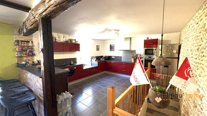 Maison ancienne - 170 m² - 7 pièces