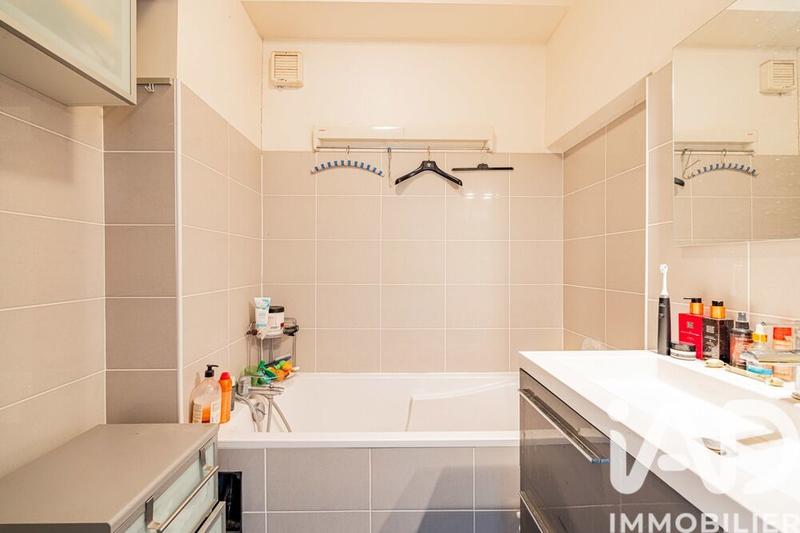 Appartement - 90 m² - 6 pièces