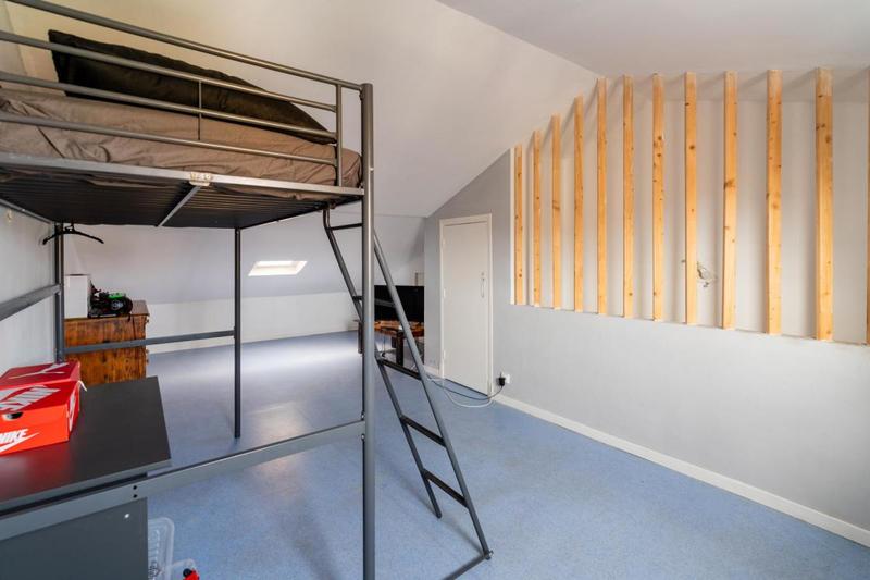 Maison - 86 m² - 5 pièces