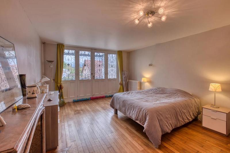 Maison de maîtres - 497 m² - 14 pièces