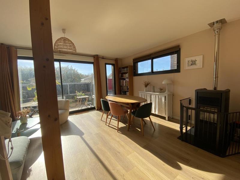 Maison - 85 m² - 5 pièces