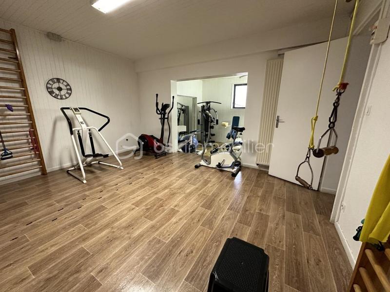 Bureau - 219 m² - 10 pièces