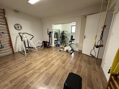 Bureau - 219 m² - 10 pièces