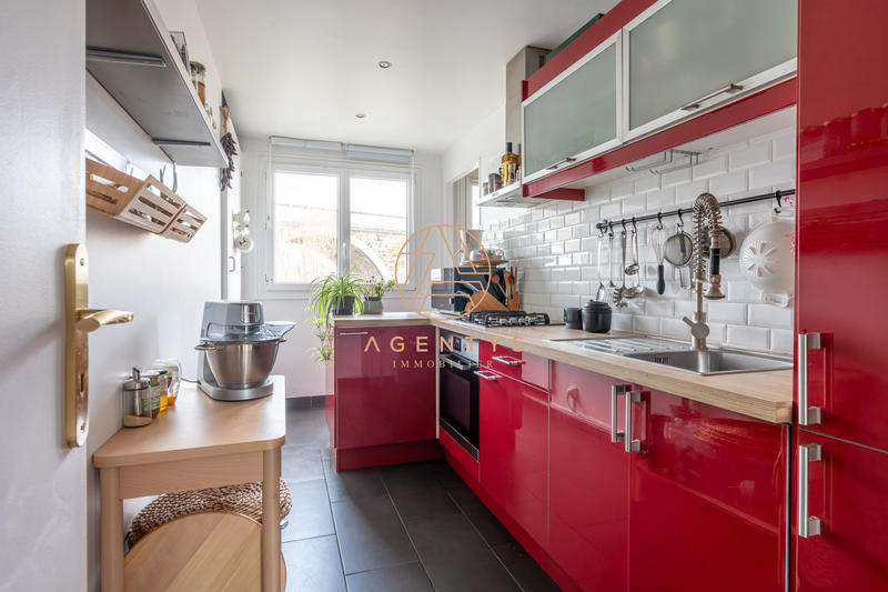 Appartement - 79 m² - 4 pièces