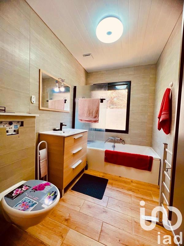 Maison - 107 m² - 5 pièces