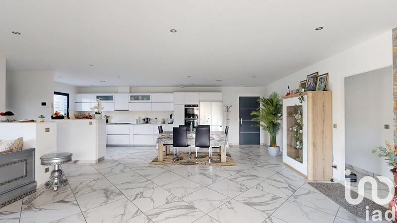 Maison - 149 m² - 6 pièces