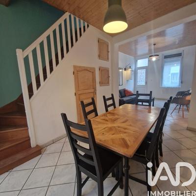 Maison de ville - 90 m² - 5 pièces