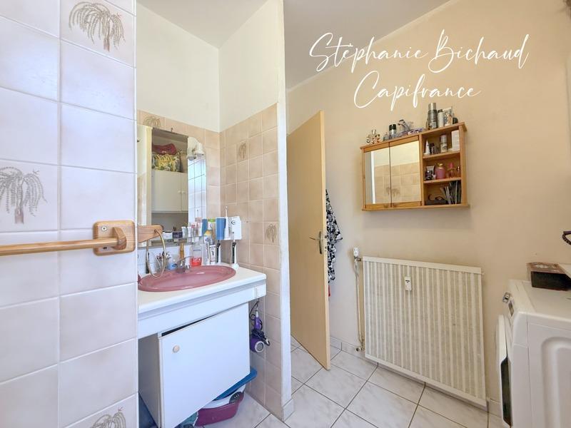 Appartement - 77 m² - 3 pièces