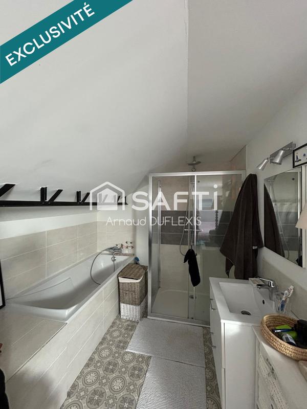 Loft - 130 m² - 6 pièces