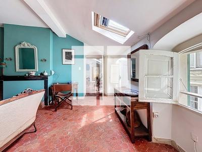 Appartement - 82 m² - 2 pièces