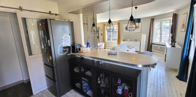 Appartement - 98 m² - 5 pièces