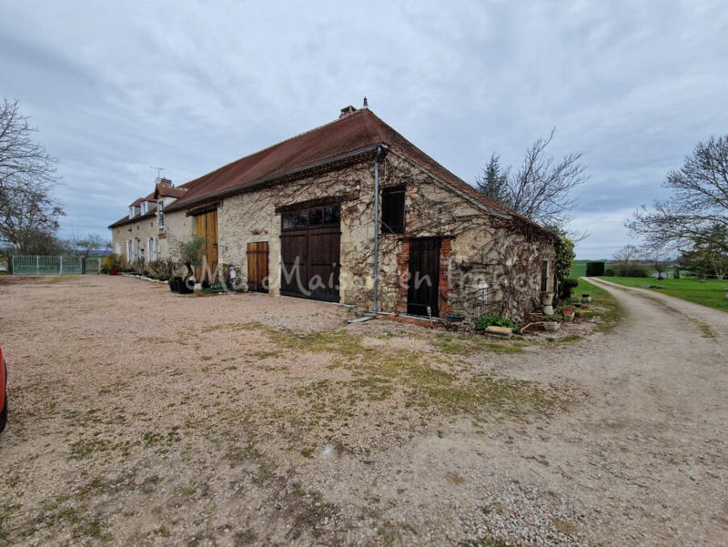 Maison - 170 m² - 9 pièces