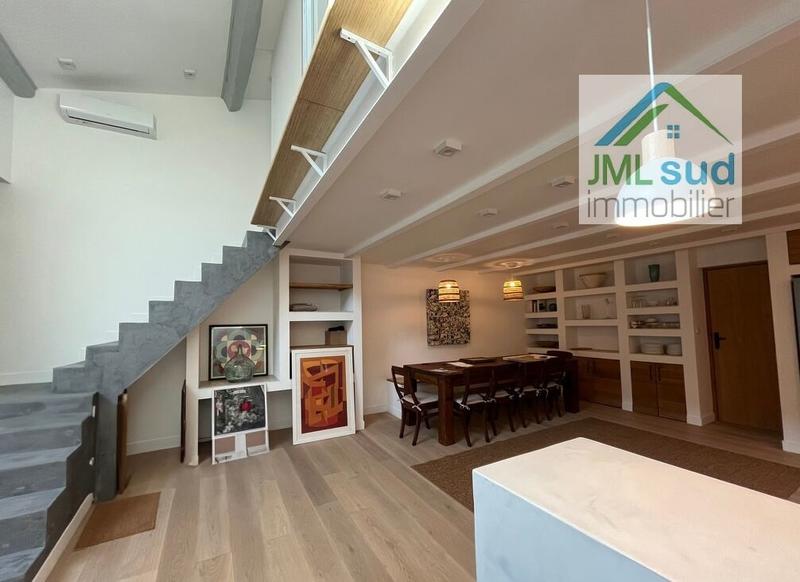 Appartement - 99 m² - 4 pièces