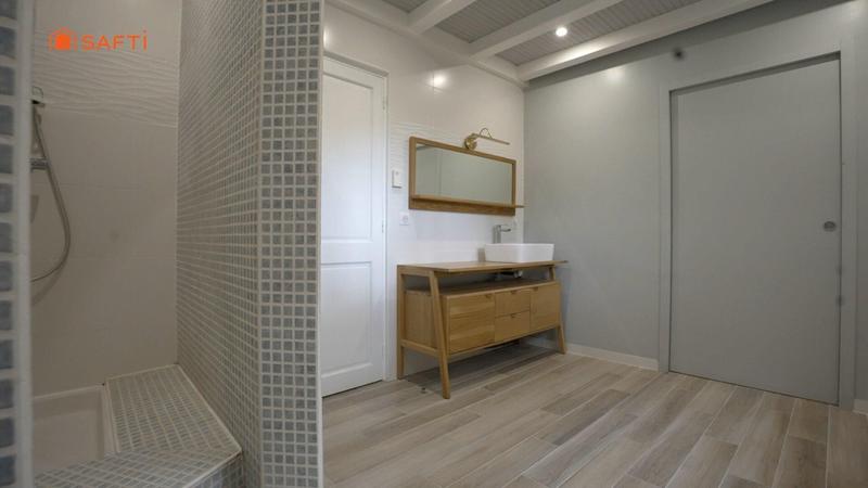 Maison - 192 m² - 7 pièces