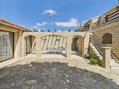 Maison ancienne - 188 m² - 6 pièces